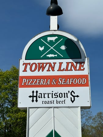 Images Townline Pizzeria Seafood/Harrison's Roast Beef