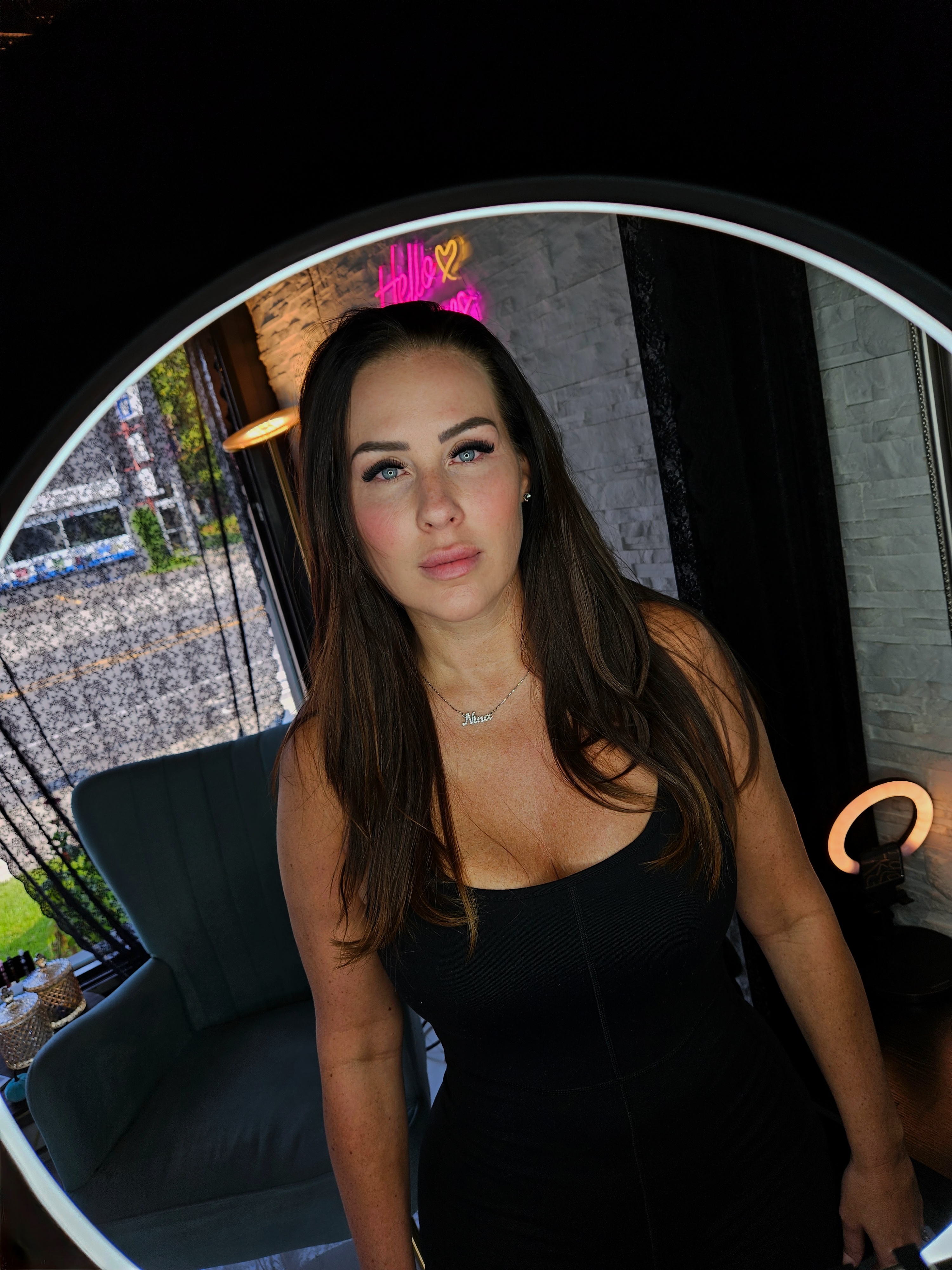 Images Lashista - Formation cils - Pose de cils - Produits de cils Longueuil