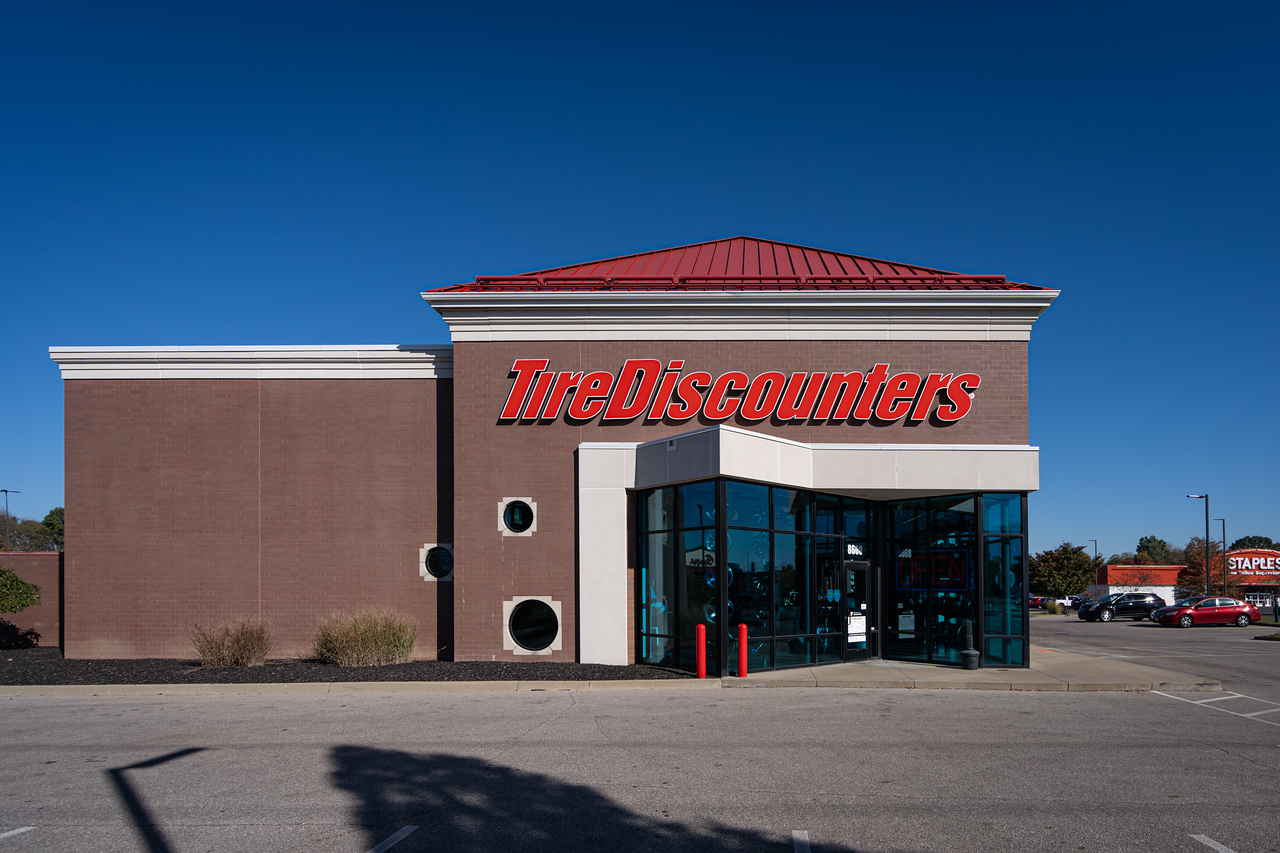 Tire Discounters Beechmont | Tires, Wheels, Services, Fluids, & more
