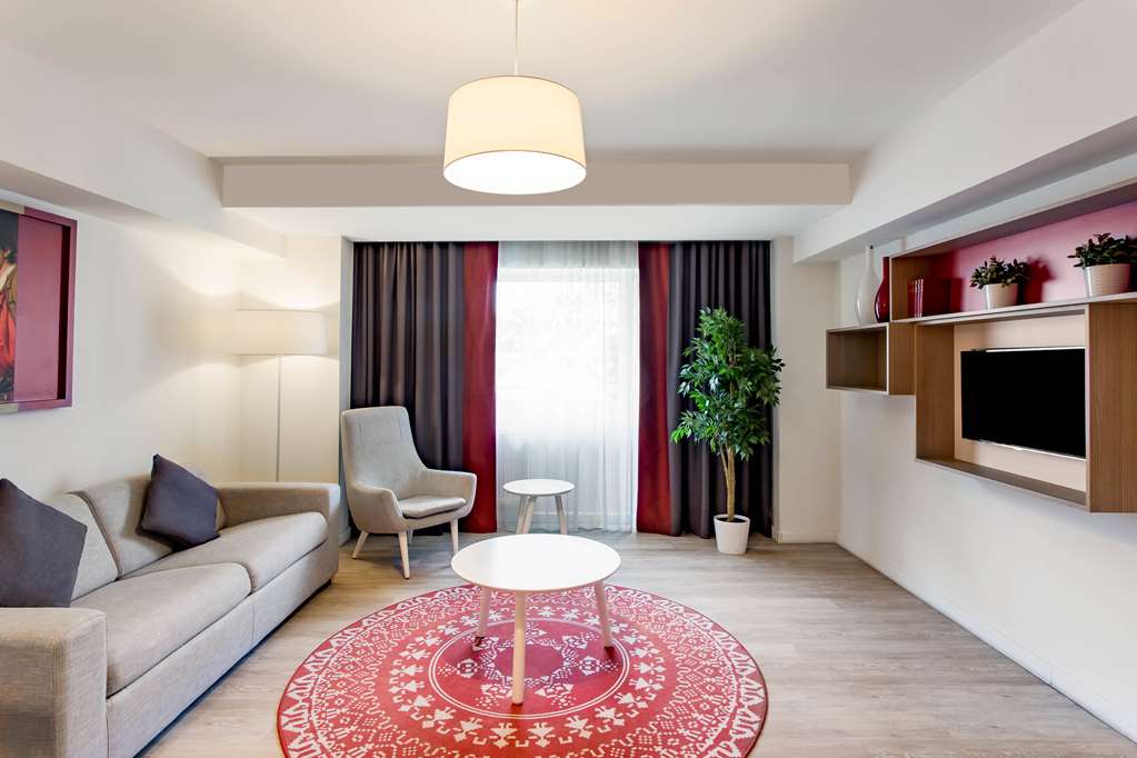 Images Park Inn by Radisson Bucharest Hotel & Residence