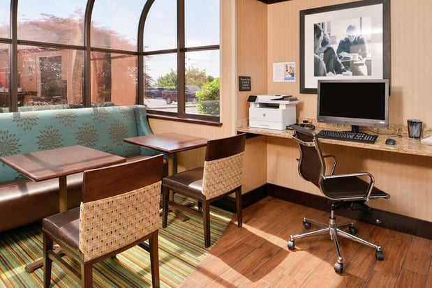 Images Hampton Inn Staunton