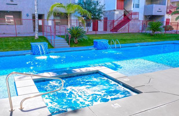 Images Seasons Apartments