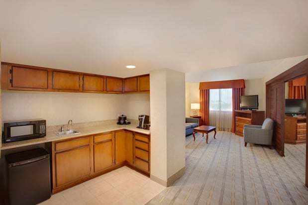 Images Holiday Inn Express Dallas Medical - Market Ctr by IHG