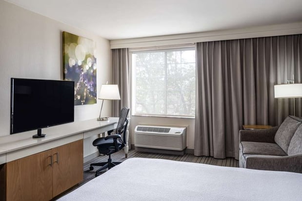 Images Hilton Garden Inn Bakersfield