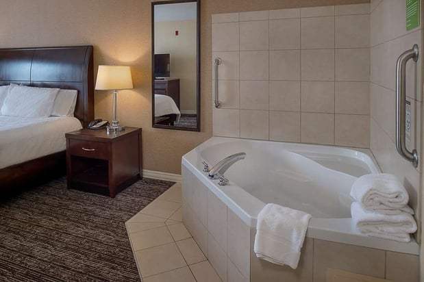 Images Hilton Garden Inn St. Louis Airport
