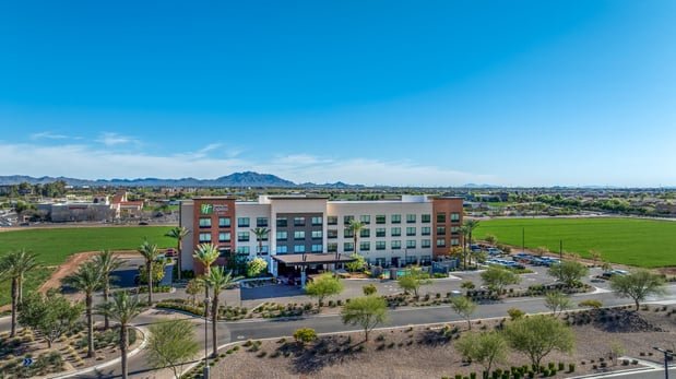 Images Holiday Inn Express & Suites Gilbert – Mesa Gateway Airport by IHG