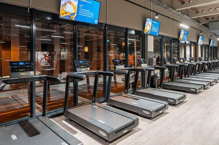 Bild 6 FitX Fitnessstudio in Augsburg