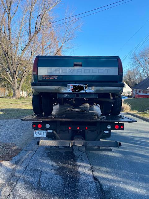 Quality Roadside Service and Towing Photo