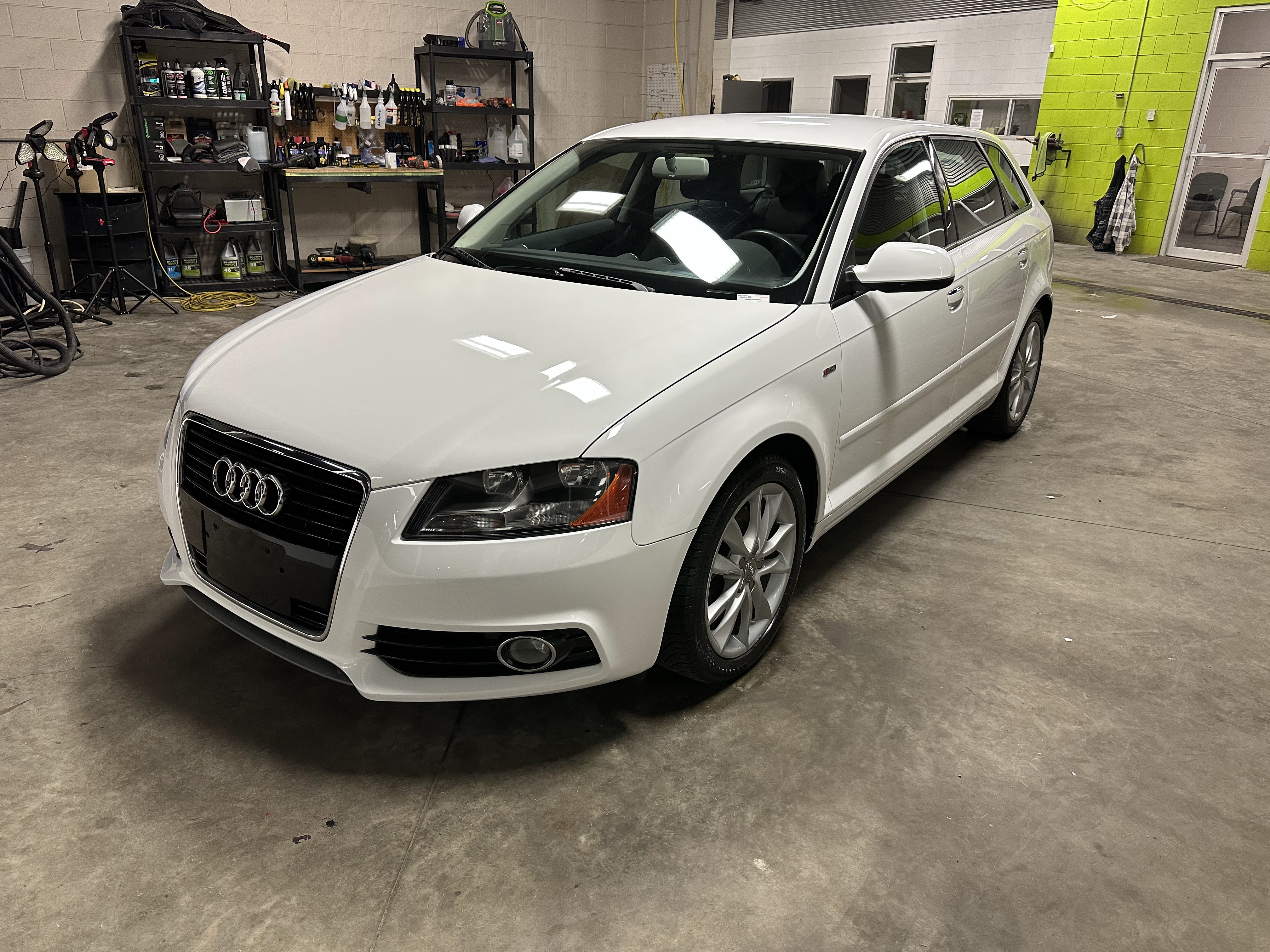 Images Élégance AutoSpa Inc
