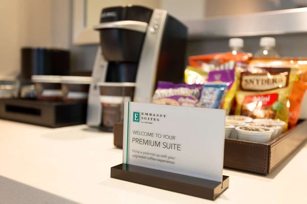 Images Embassy Suites by Hilton Kansas City Olathe
