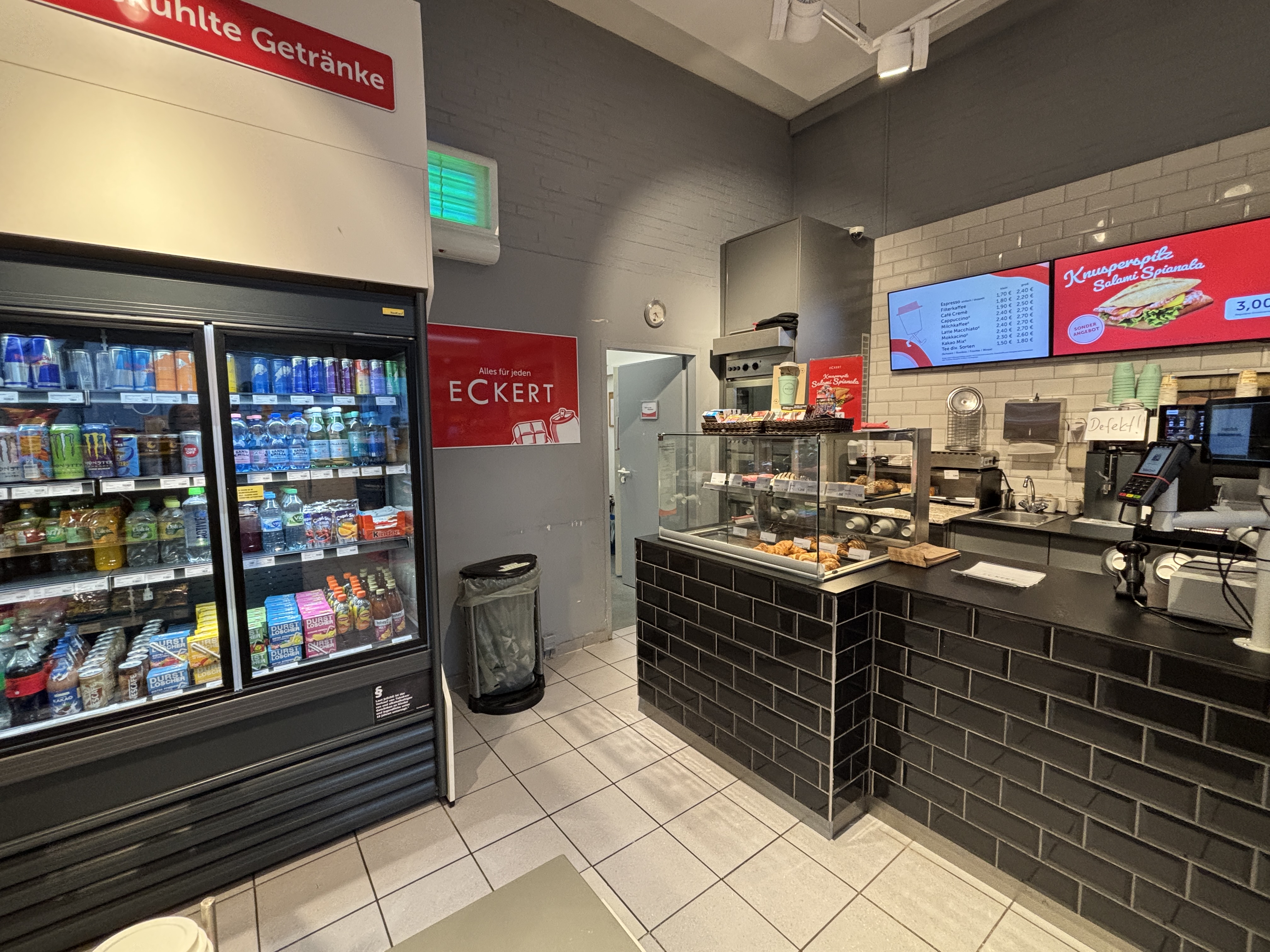 Eckert, Bahnhofsplatz 1 in Limburgerhof