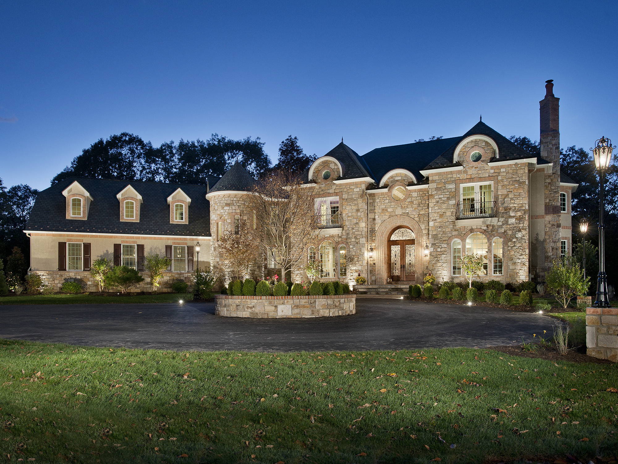 Megill Custom Homes and Renovations Image