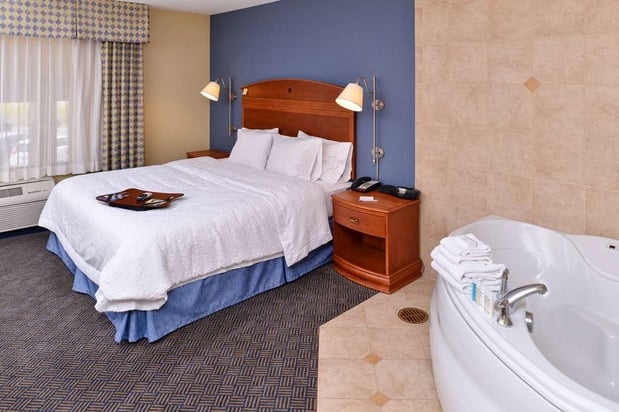 Images Hampton Inn Evanston