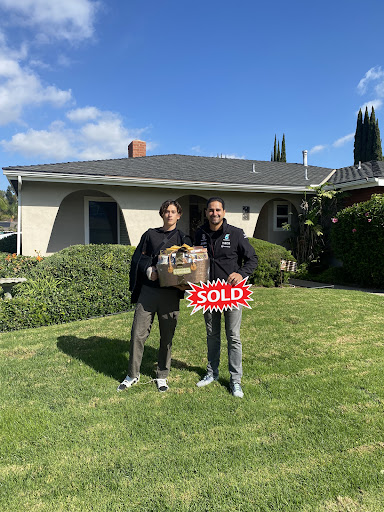 Images Tony Janowicz Real Estate and Investment Group