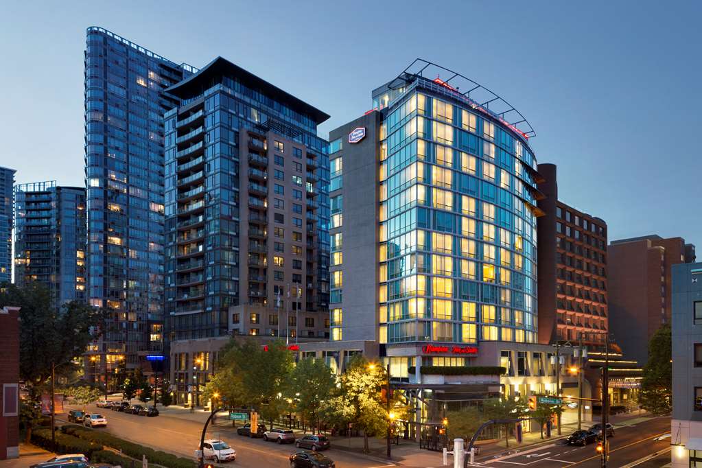 Images Hampton Inn & Suites by Hilton Vancouver-Downtown