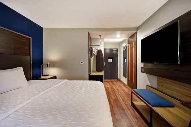 Images Tru by Hilton Denver South Park Meadows