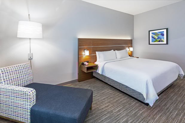Images Holiday Inn Express & Suites Houston - Downtown North by IHG