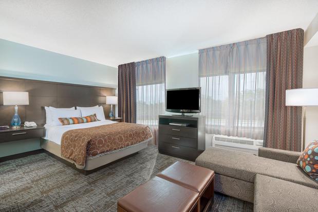 Images Staybridge Suites Wilmington-Newark by IHG