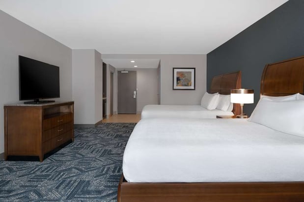Images Hilton Garden Inn Burlington Downtown