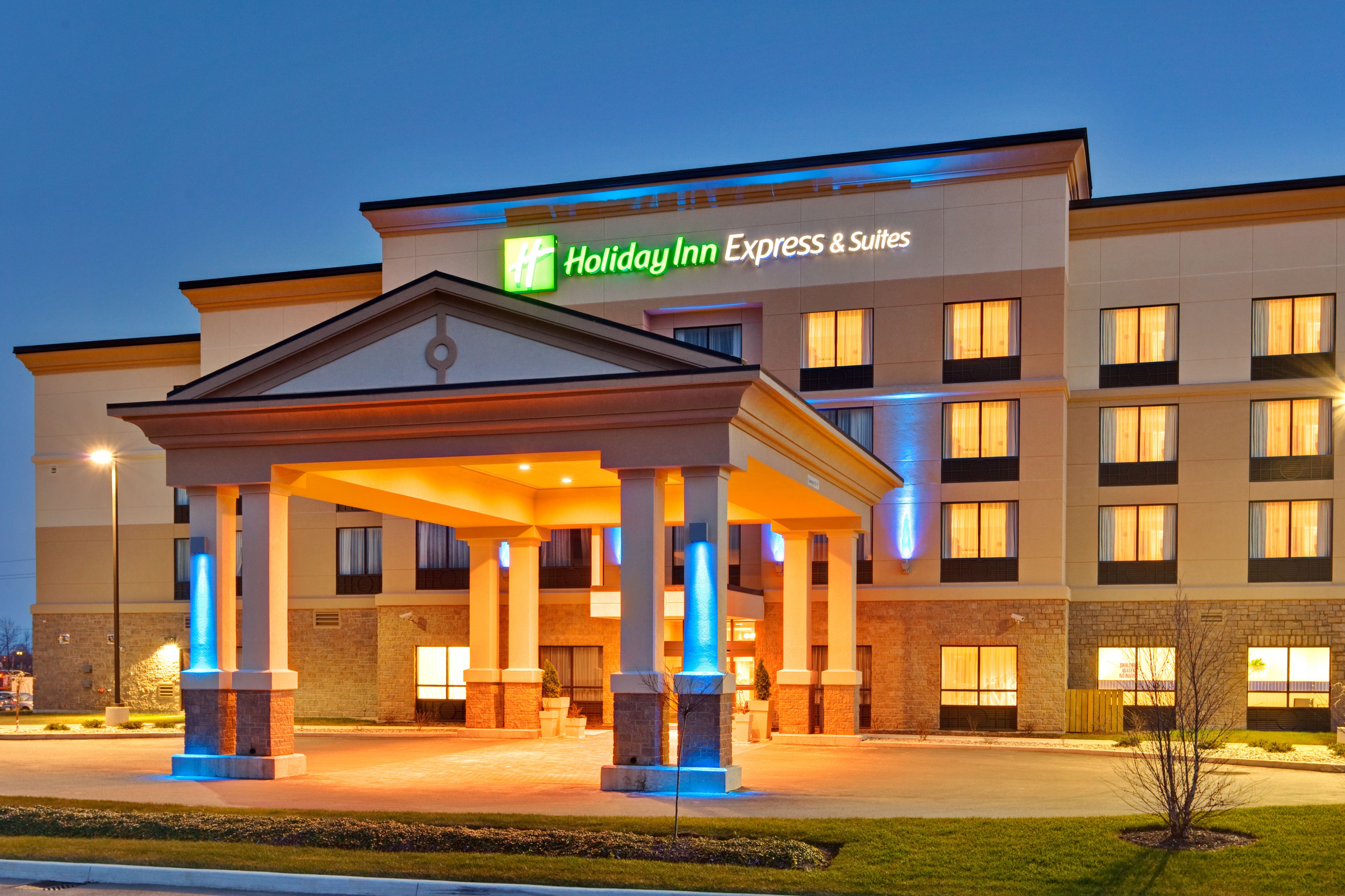 Holiday Inn Skibo Road: Holiday Inn Suites And Express