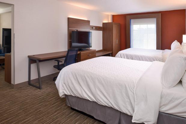 Images Holiday Inn Express Towson Baltimore N by IHG