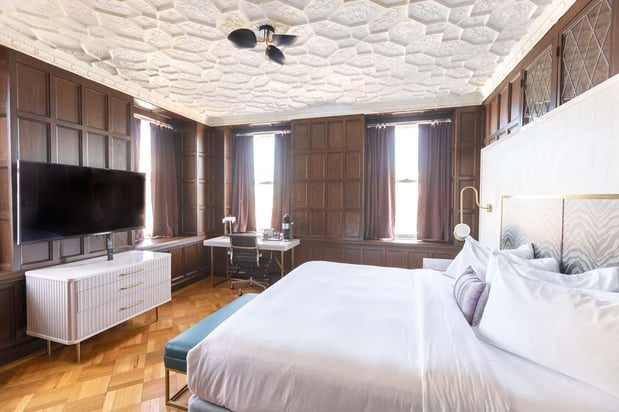 Images The Kelly Birmingham, Tapestry Collection by Hilton
