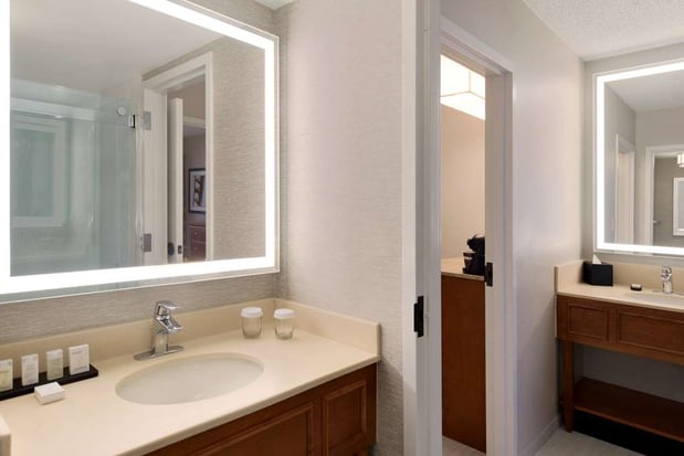 Images Embassy Suites by Hilton Orlando International Drive ICON Park
