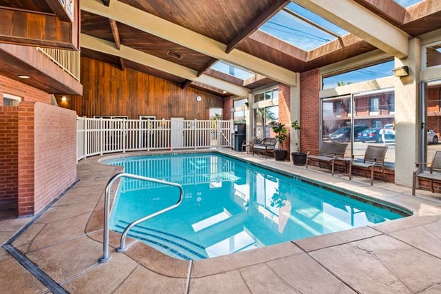 Images Best Western Coral Hills