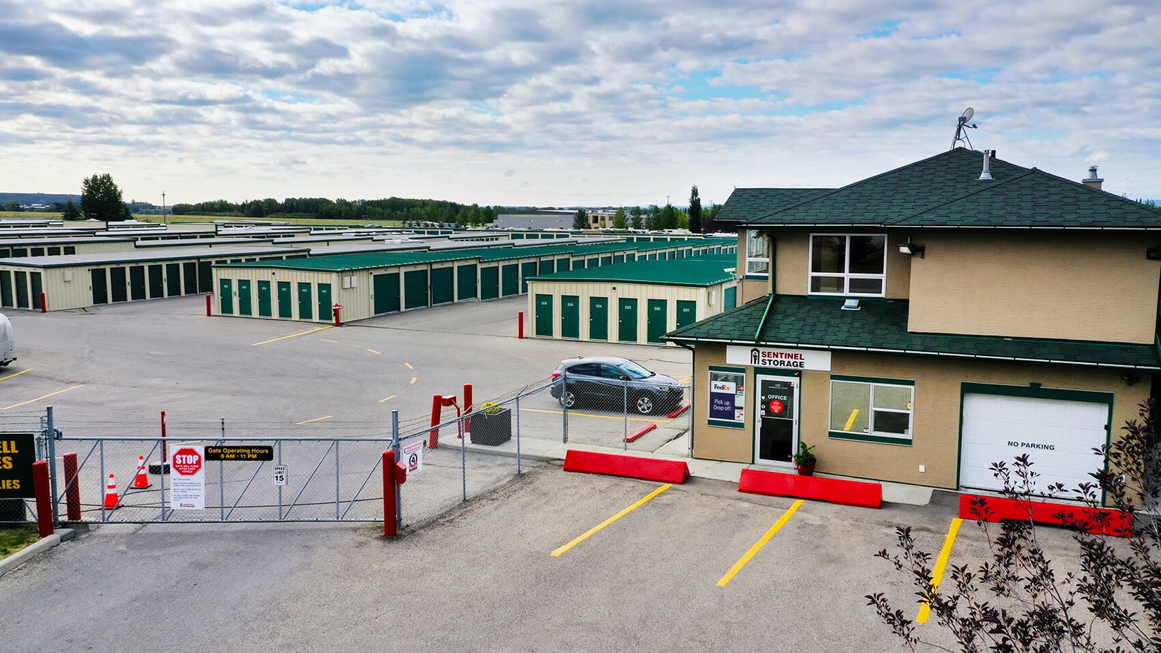 Images Sentinel Storage & RV - Calgary Springbank