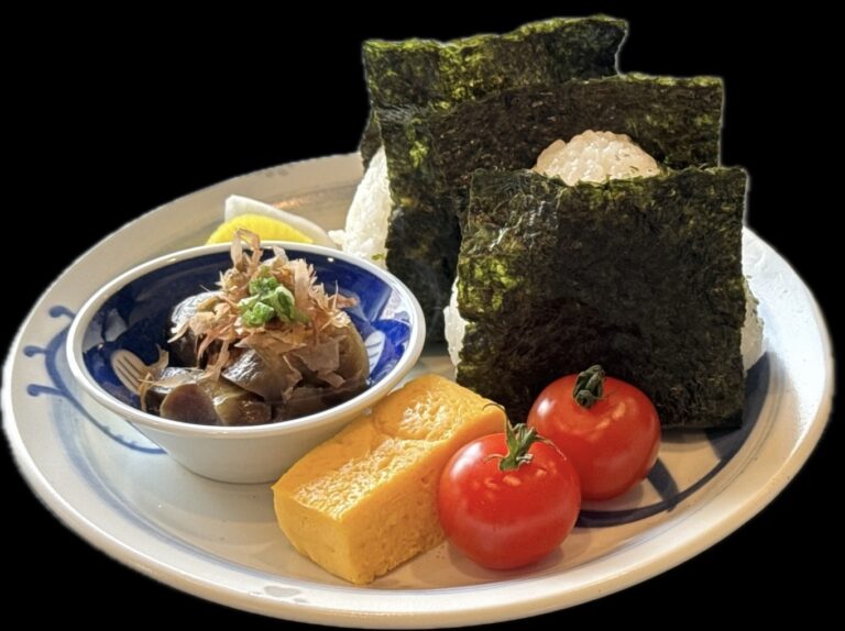 Images にゃおむすび