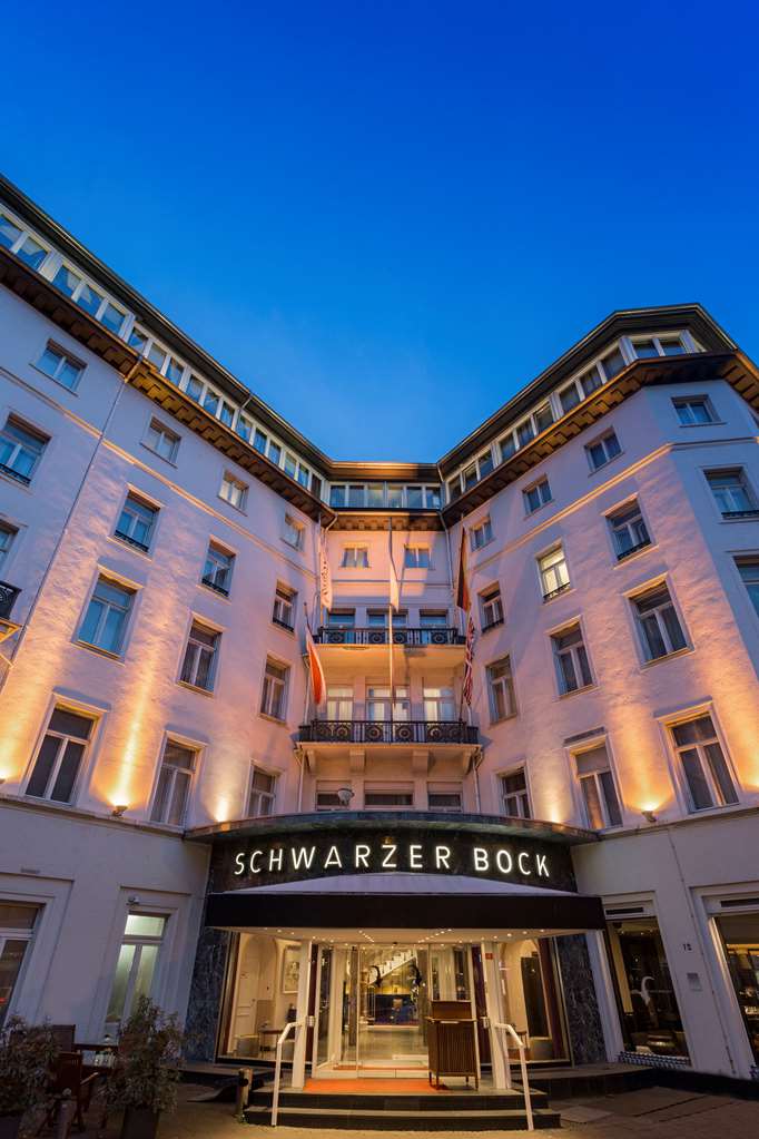 Radisson Blu Schwarzer Bock Hotel, Wiesbaden, Kranzplatz 12 in Wiesbaden