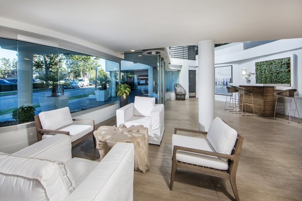 Images Alister Sherman Oaks