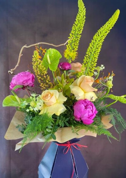 Antoinette Thérèse Florist Mallow 6