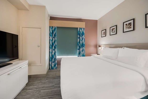 Images Hilton Garden Inn Oklahoma City Midtown