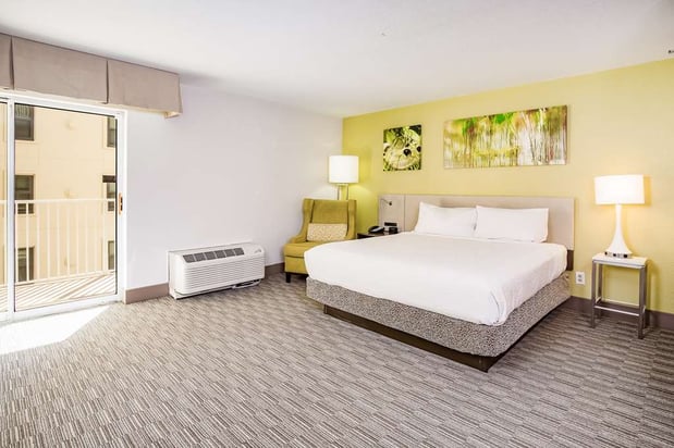 Images Hilton Garden Inn Orange Beach Beachfront
