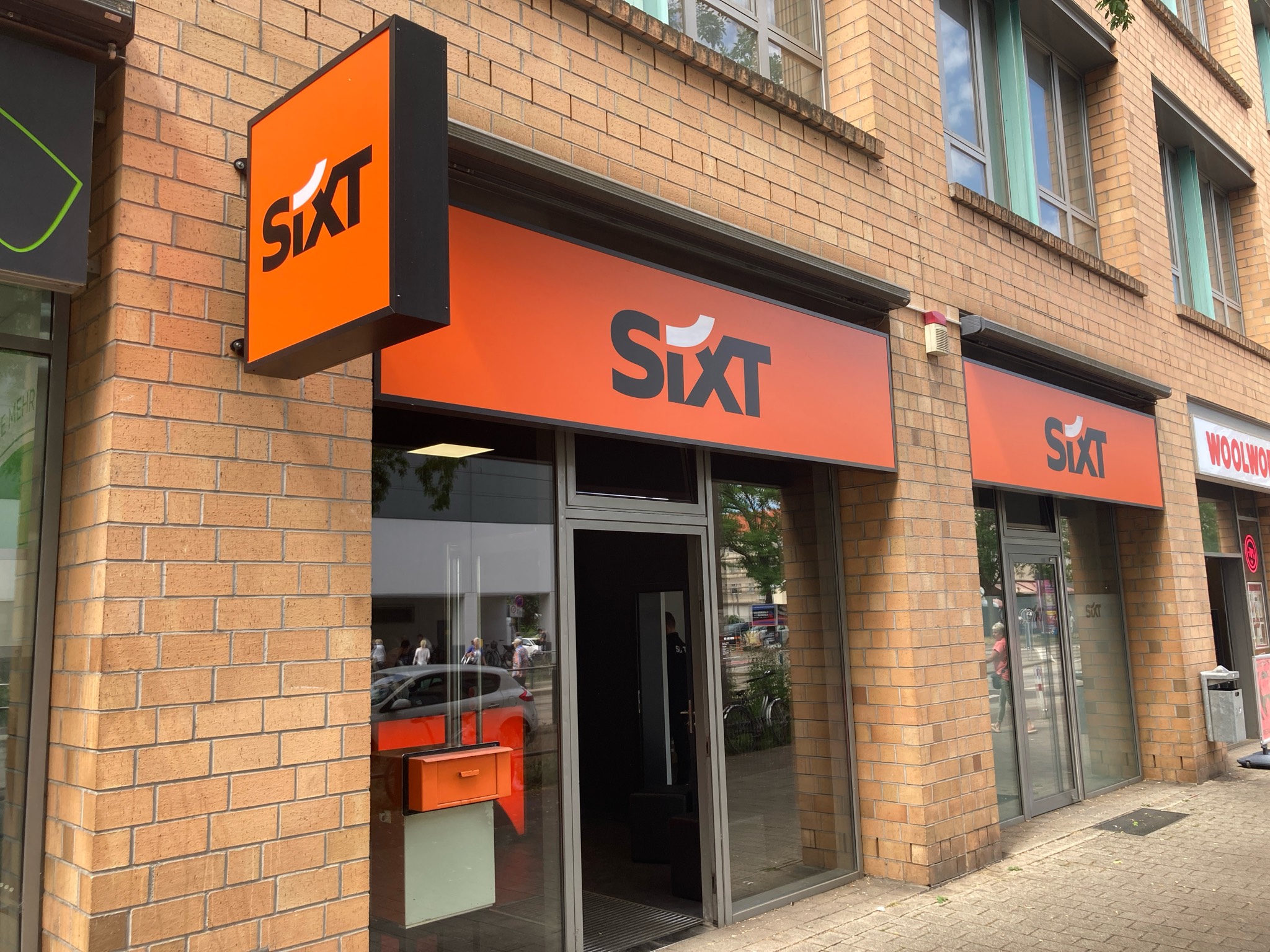 SIXT Autovermietung Magdeburg, Lübecker Straße 14 in Magdeburg