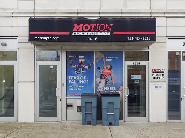 Images MOTION Sports Medicine - Metropolitan Avenue - Forest Hills