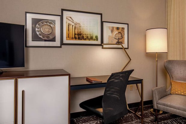 Images DoubleTree by Hilton Youngstown Downtown