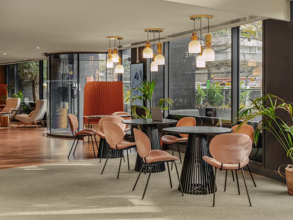 Hotel Mercure Paris Gare Montparnasse TGV