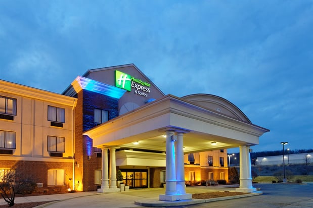 Images Holiday Inn Express & Suites Lancaster by IHG