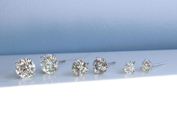 Images R.F. Moeller Jeweler