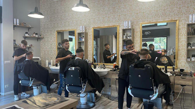 Images Mr Smooth Barber Shop3