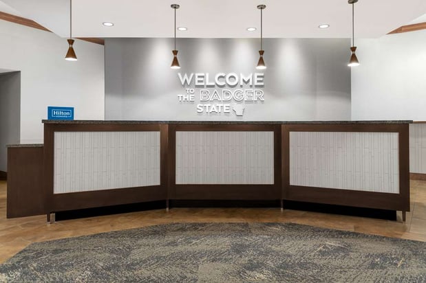 Images Hampton Inn & Suites Madison Downtown
