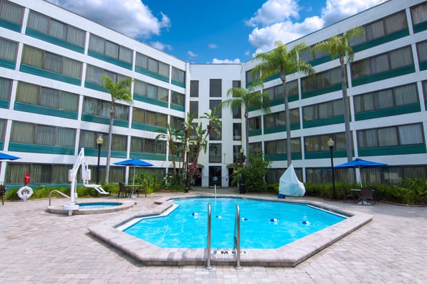 Images Holiday Inn St. Petersburg N- Clearwater by IHG