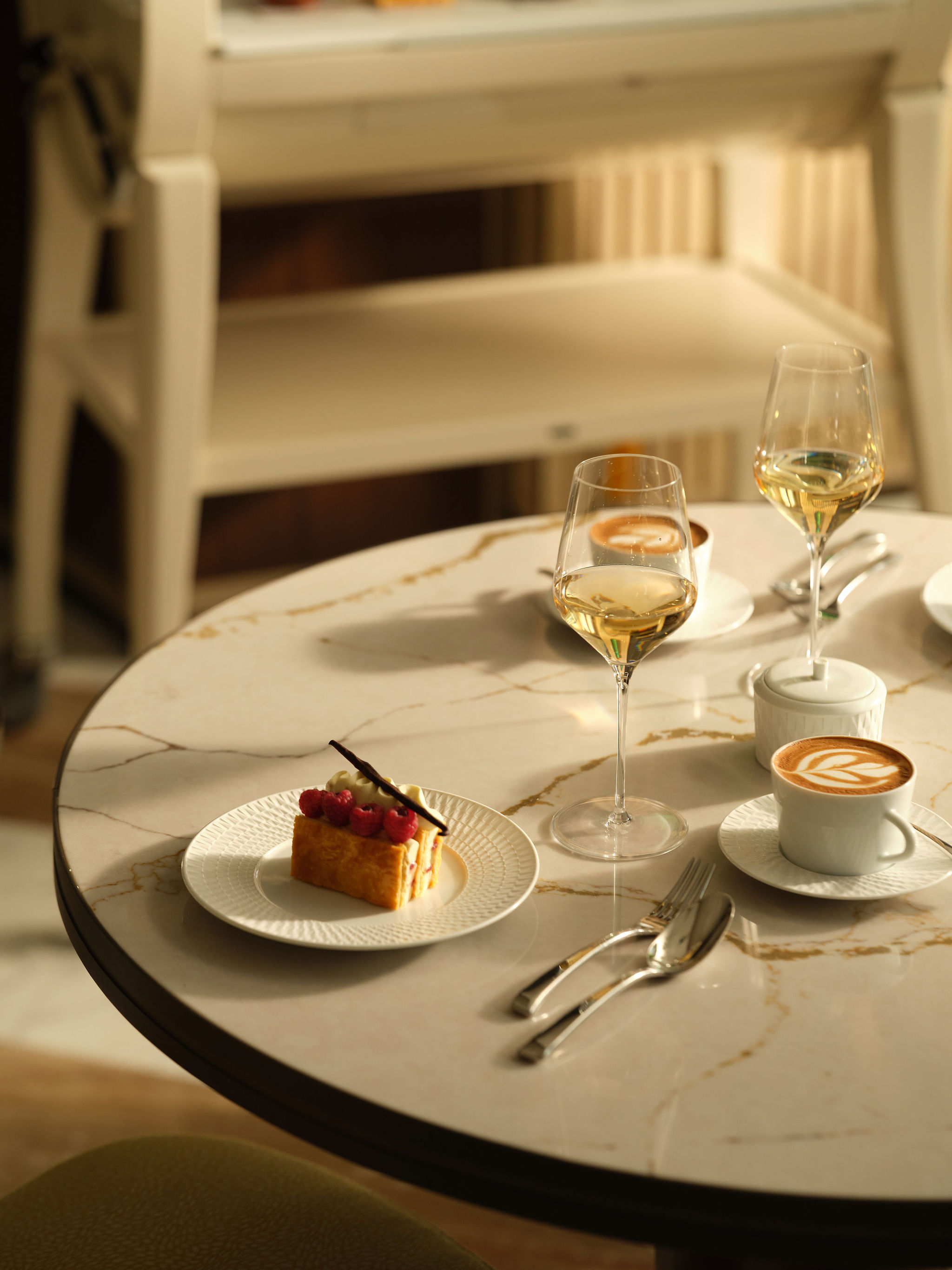 Bilder Atelier 7 - The Café