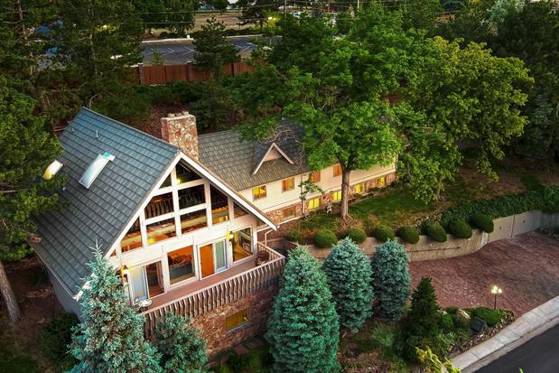 Images Van Westenberg Partners & KW Advantage Realty