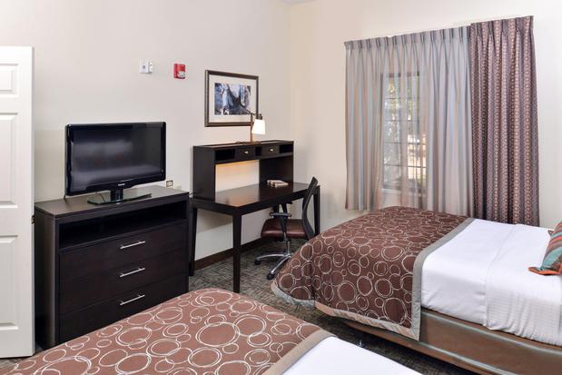 Images Staybridge Suites Ofallon Chesterfield by IHG