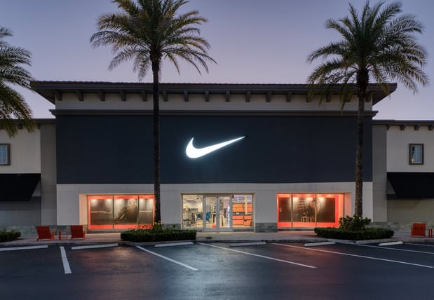 Images Nike - Pembroke Pines
