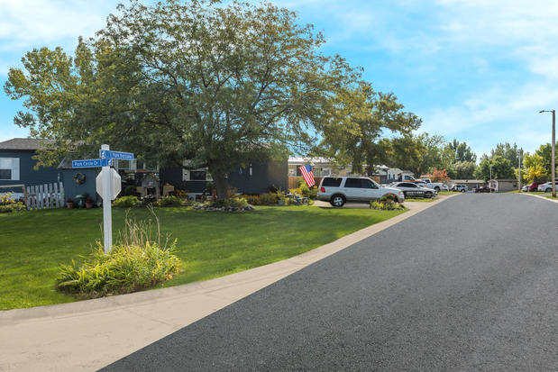 Images West Park Village