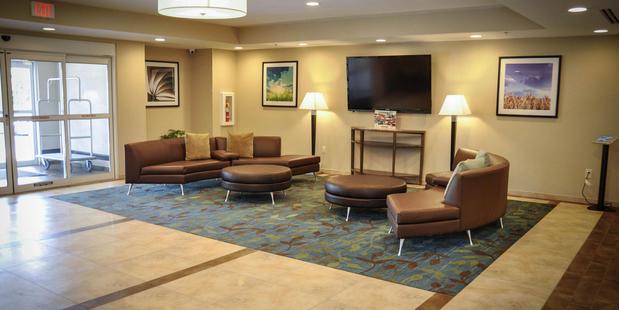 Images Candlewood Suites Pearl, an IHG Hotel